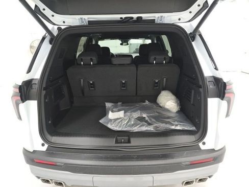 New 2026 Chevrolet Traverse LT image 23