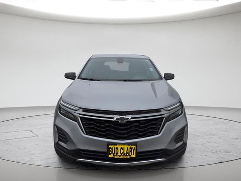 Used 2024 Chevrolet Equinox LT w/ LPO, Blackout Package AWD/4WD image 2