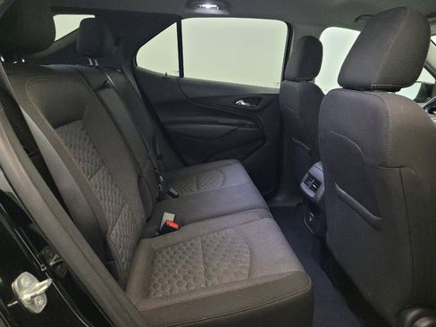 Used 2021 Chevrolet Equinox LT w/ Driver Convenience Package FWD image 19