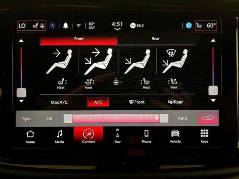 Used 2024 Dodge Durango GT image 25