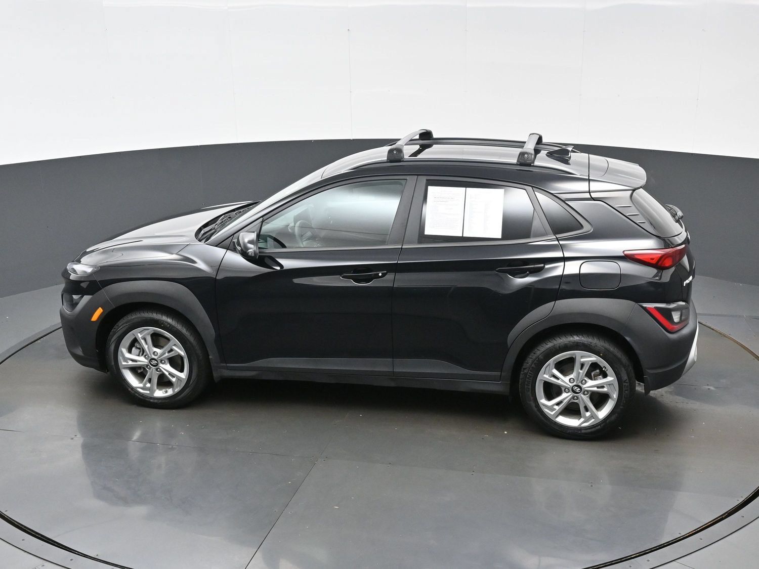 Certified 2023 Hyundai Kona SEL AWD/4WD image 35