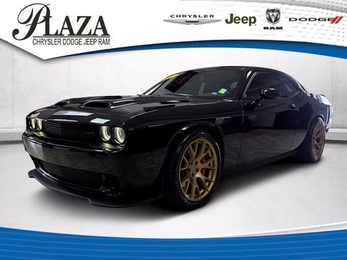 Used 2019 Dodge Challenger SRT Hellcat Redeye RWD image 1