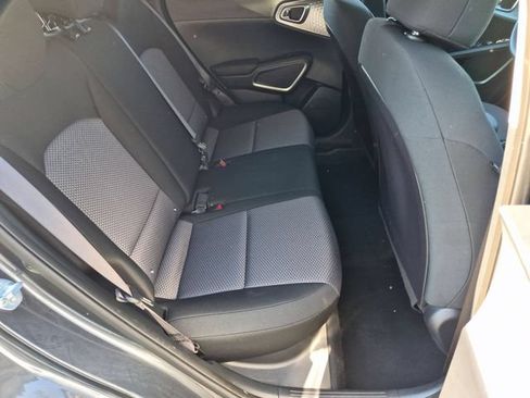 Used 2023 Kia Soul S FWD image 20