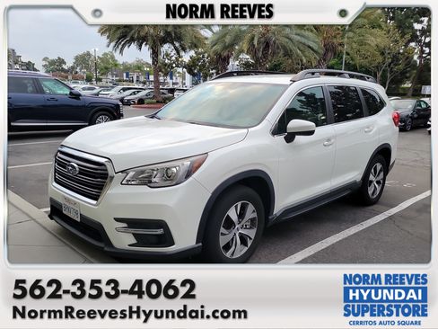 Used 2020 Subaru Ascent Premium w/ Convenience Package AWD/4WD image 1