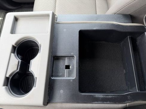 Used 2022 Ford F550 XLT image 34