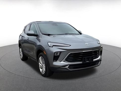 Used 2025 Buick Encore GX Preferred image 2