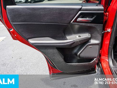 Used 2025 Mitsubishi Outlander SE FWD image 54