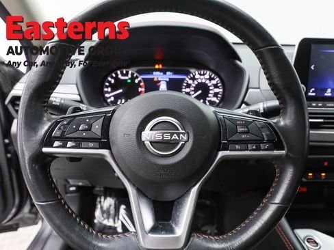Used 2023 Nissan Altima 2.5 SR FWD image 10