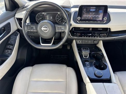 Used 2023 Nissan Rogue SL image 20