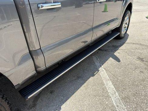 Used 2021 Ford F150 Lariat w/ Equipment Group 502A High AWD/4WD image 21