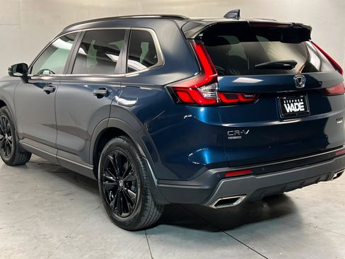 Used 2025 Honda CR-V Sport Touring image 3