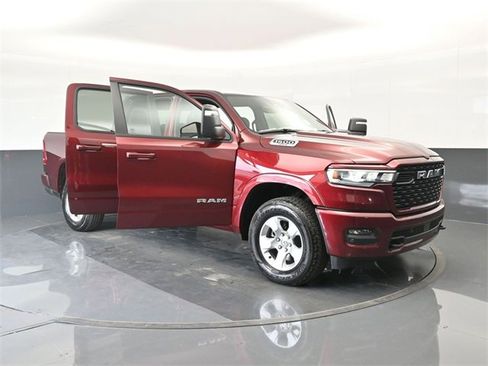 Used 2025 RAM 1500 Big Horn image 31