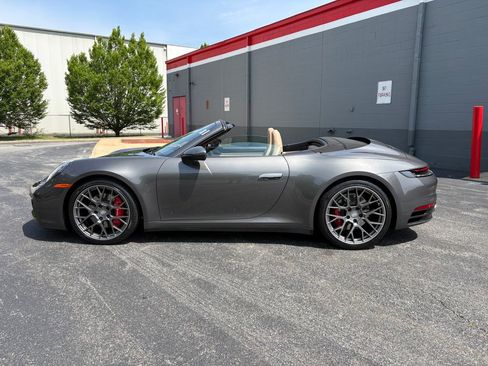 Used 2020 Porsche 911 Carrera 4S AWD/4WD image 6