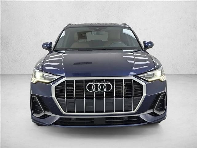 Used 2024 Audi Q3 2.0T Premium Plus AWD/4WD image 2