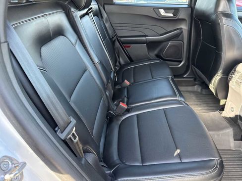 Used 2023 Ford Escape Platinum image 20