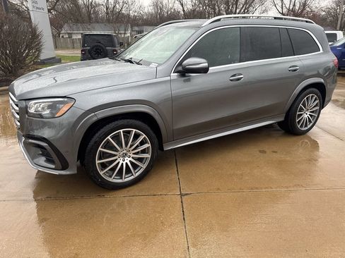 Certified 2025 Mercedes-Benz GLS 450 4MATIC image 2