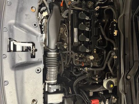 Used 2018 Honda Civic EX-T image 19