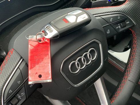 Used 2023 Audi S4 Prestige w/ Prestige Package image 9