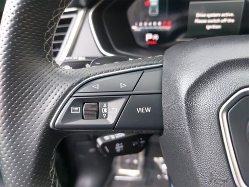 Used 2023 Audi SQ5 Prestige w/ Prestige Package image 19