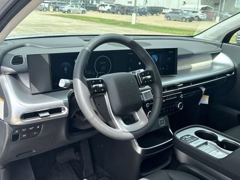 New 2026 Hyundai Ioniq 9 SEL AWD/4WD image 10