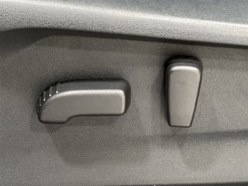 Certified 2024 Subaru Ascent Premium w/ Convenience Package image 12