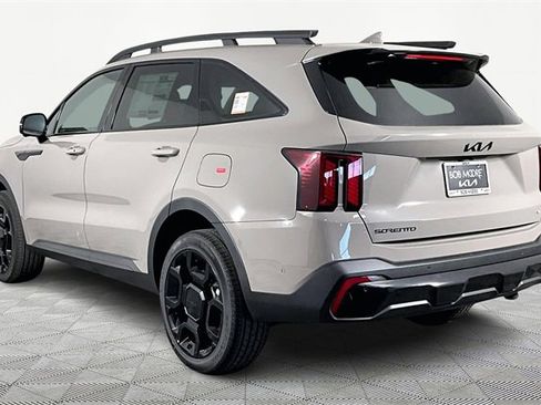 New 2026 Kia Sorento SX image 4
