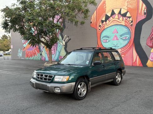Used 1998 Subaru Forester S AWD/4WD image 2