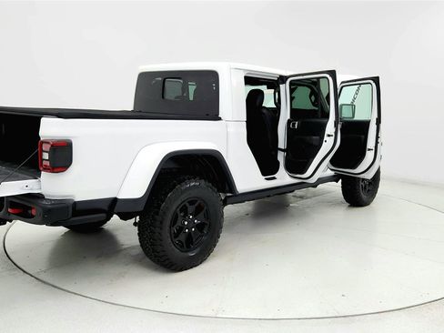 Used 2020 Jeep Gladiator Rubicon AWD/4WD image 11