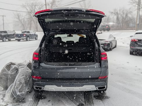 Used 2021 BMW X5 xDrive40i w/ Premium Package 3 image 43