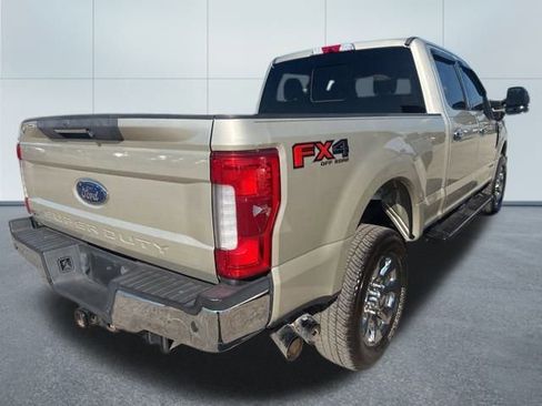 Used 2017 Ford F250 Lariat w/ Lariat Ultimate Package image 3