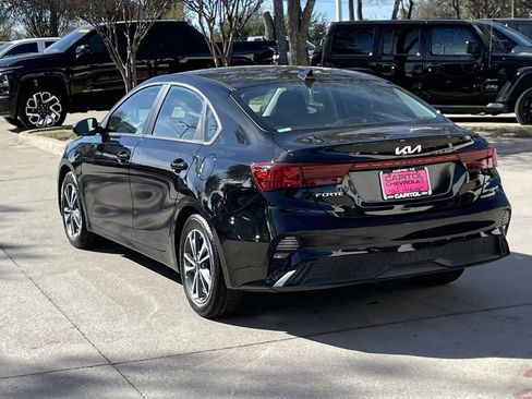 Used 2024 Kia Forte LXS image 4