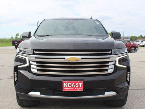 Used 2021 Chevrolet Tahoe High Country w/ Premium Package AWD/4WD image 6