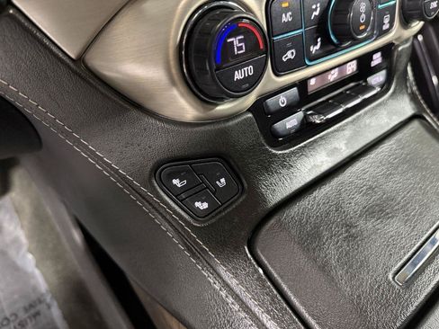 Used 2018 GMC Yukon Denali w/ Denali Ultimate Package AWD/4WD image 21