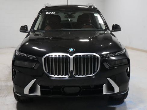 Used 2023 BMW X7 xDrive40i w/ Premium Package image 16