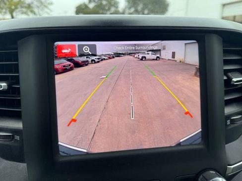 Used 2024 RAM 3500 Big Horn image 11