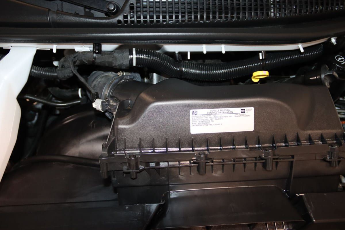 Used 2025 Chevrolet Express 3500 LT w/ LT Preferred Equipment Group RWD image 72