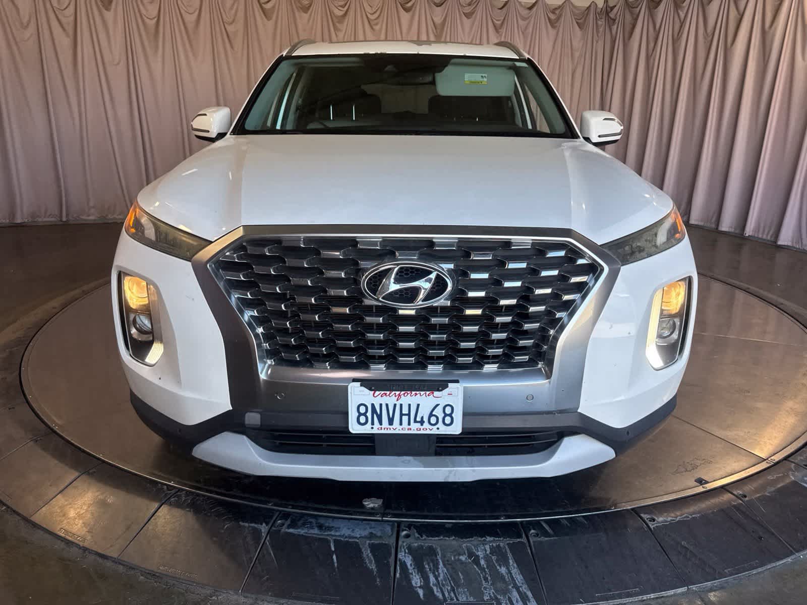 Used 2020 Hyundai Palisade SEL w/ Convenience Package FWD image 2