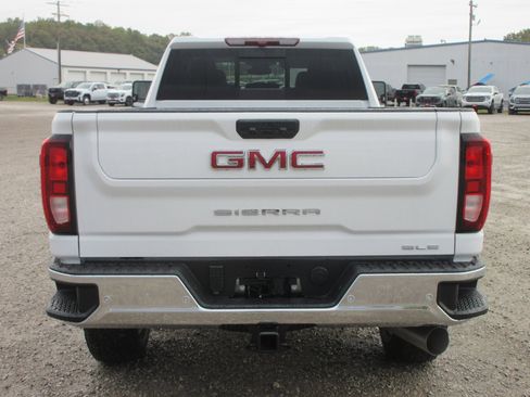 New 2026 GMC Sierra 3500 SLE w/ SLE Value Package image 6