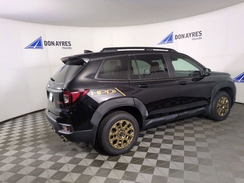 Certified 2022 Honda Passport TrailSport image 9