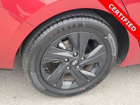 Certified 2023 Hyundai Elantra SEL w/ Preferred Accessory Package image 21