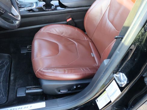 Used 2016 Ford Fusion Titanium w/ Terracotta Package image 39