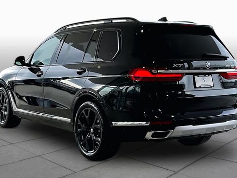 Used 2022 BMW X7 xDrive40i w/ Parking Assistance Package AWD/4WD image 11