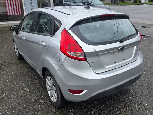 Used 2011 Ford Fiesta SE w/ 202A Rapid Spec Order Code image 7