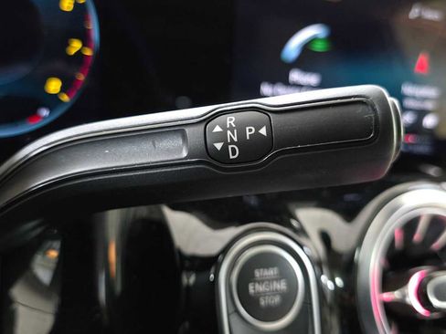 Certified 2023 Mercedes-Benz GLA 250 4MATIC image 37