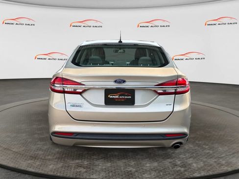 Used 2017 Ford Fusion Energi SE FWD image 9