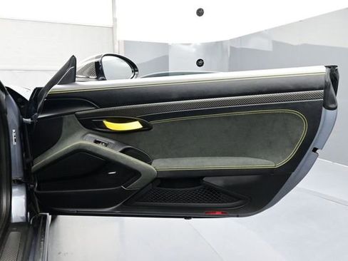 Certified 2025 Porsche 718 Boxster Spyder RS RWD image 14
