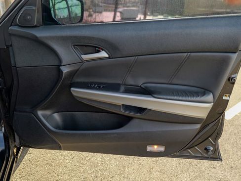 Used 2009 Honda Accord EX-L image 30