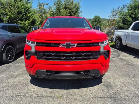 Used 2022 Chevrolet Silverado 1500 RST AWD/4WD image 2
