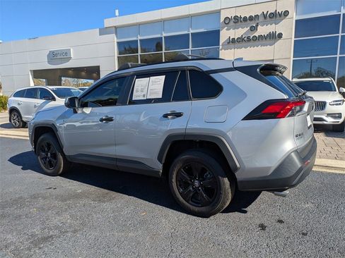 Used 2023 Toyota RAV4 XLE image 4