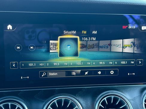 Used 2022 Mercedes-Benz E 450 Coupe image 19